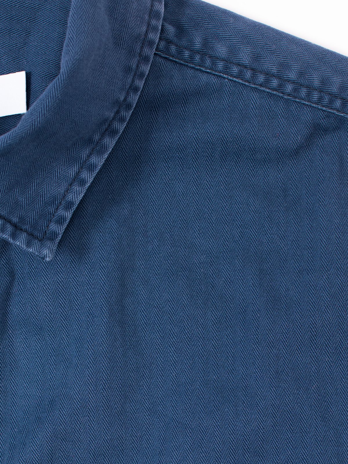 Camisa vaquera — detalle